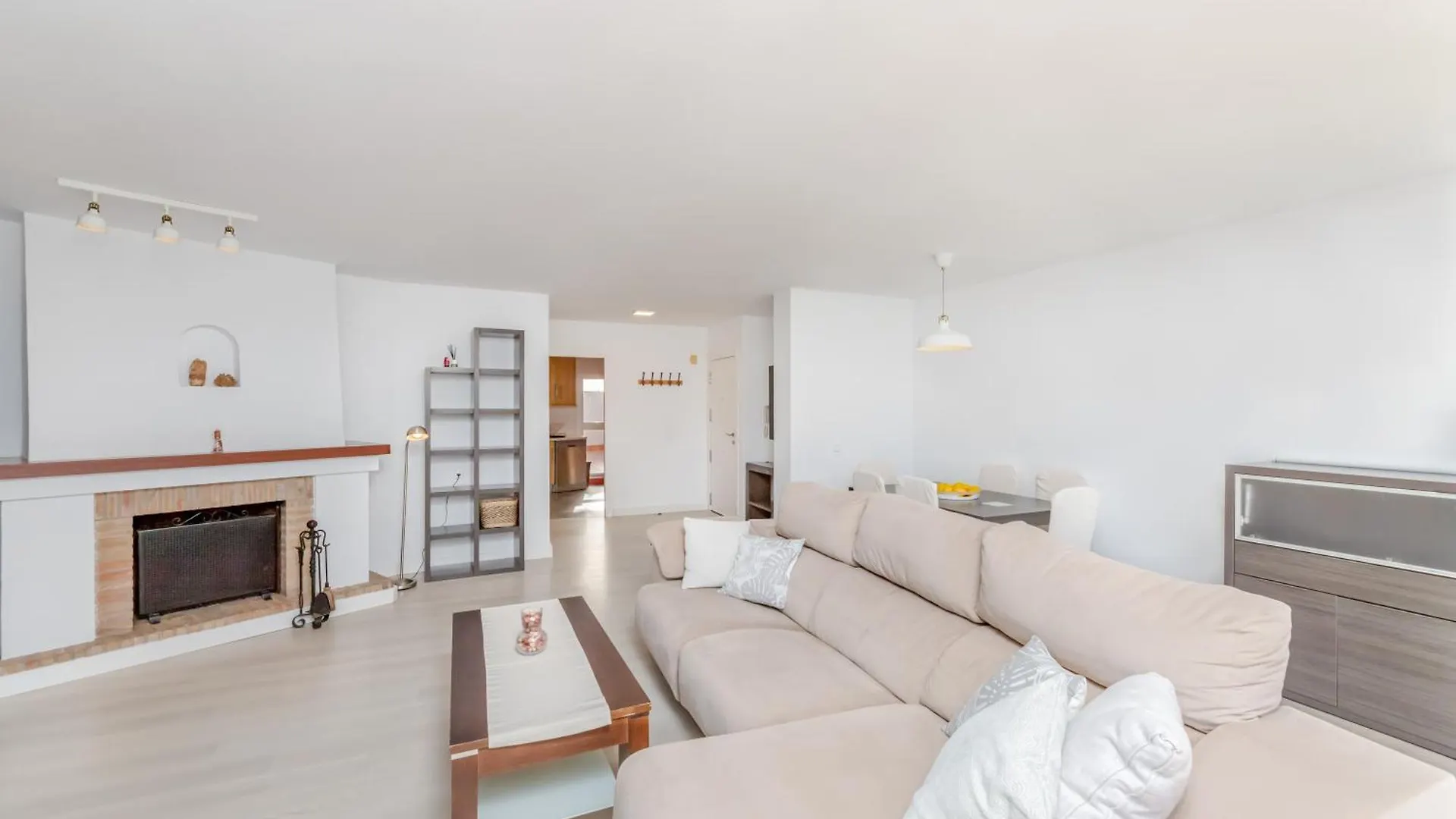 Barquilla Apartment - Kura Homes Marbella